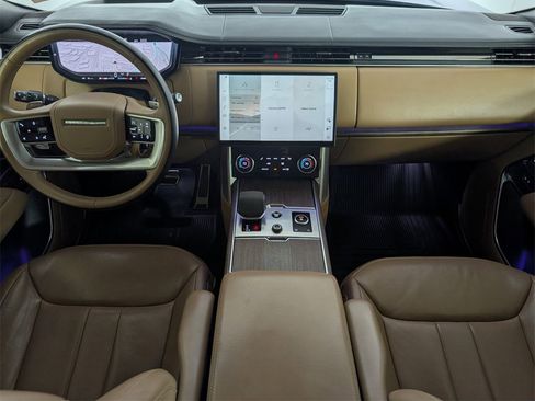 Used 2023 Land Rover Range Rover Long Wheelbase Autobiography image 10