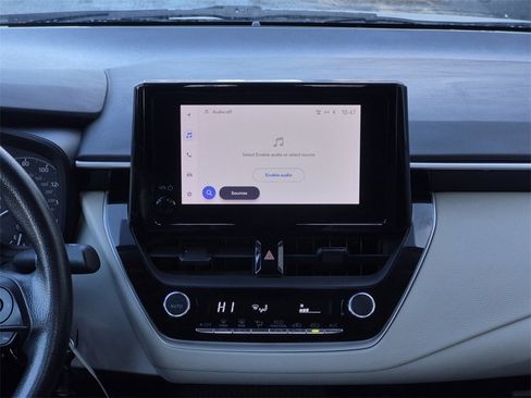 Used 2023 Toyota Corolla LE image 9