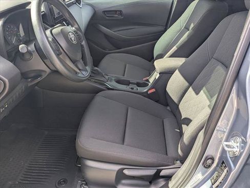 Used 2025 Toyota Corolla LE FWD image 15