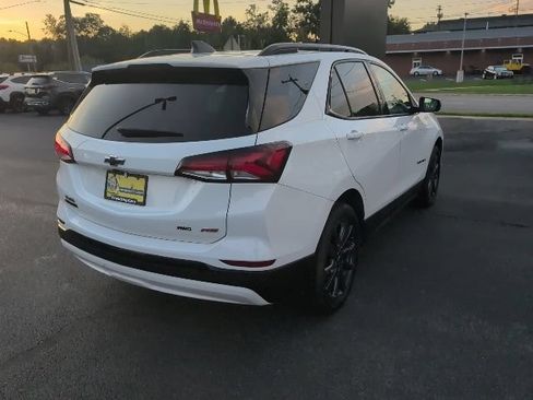 Used 2024 Chevrolet Equinox RS AWD/4WD image 8