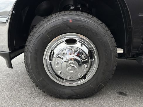 Used 2026 RAM 3500 Tradesman image 13