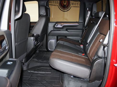 Used 2025 Chevrolet Silverado 2500 High Country w/ Technology Package AWD/4WD image 68