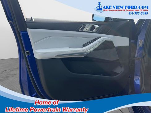 Used 2025 BMW X5 M60i AWD/4WD image 24