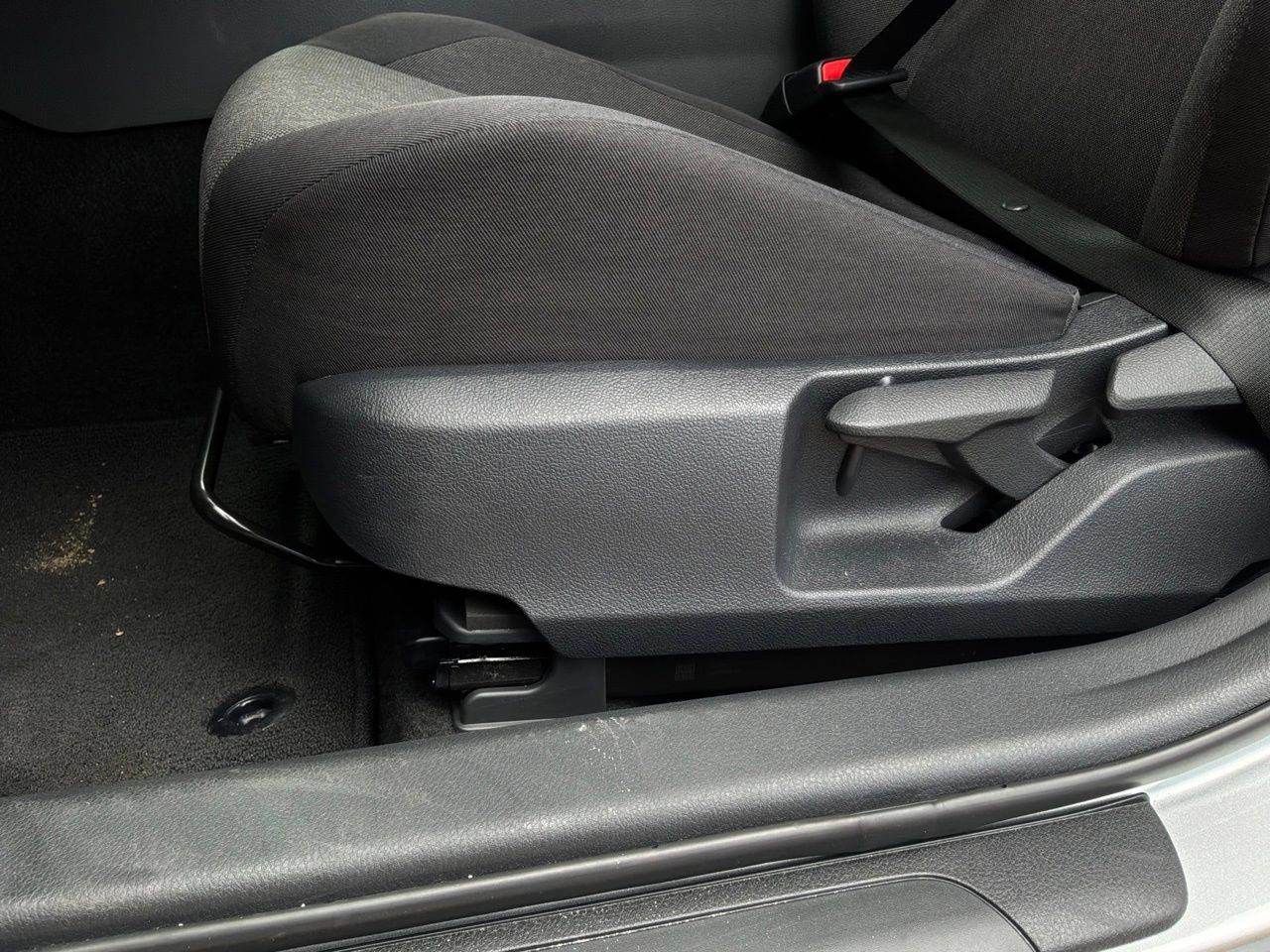 Used 2026 Toyota Camry LE FWD image 11