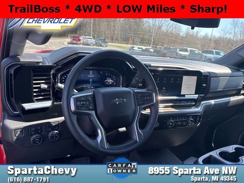 Used 2024 Chevrolet Silverado 1500 LT Trail Boss w/ Protection Package image 11