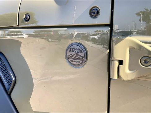 Used 2026 Jeep Wrangler Sport AWD/4WD image 9