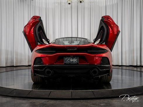 Used 2020 McLaren GT RWD image 15