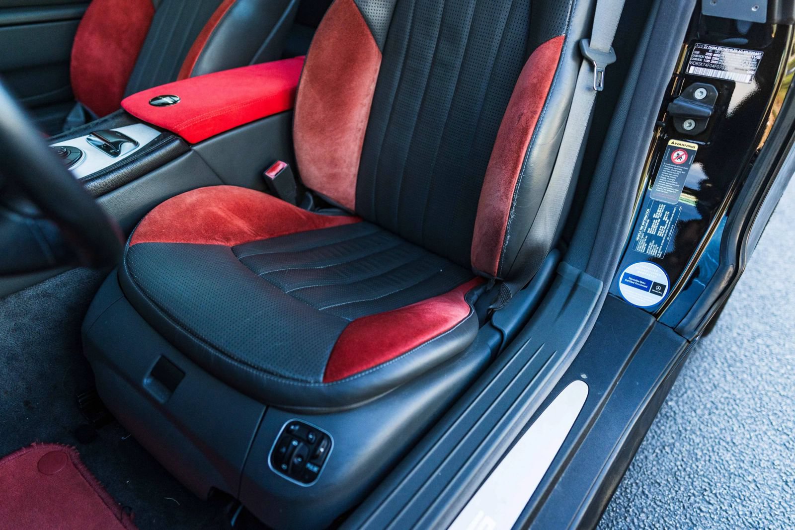 Used 2004 Mercedes-Benz SL 55 AMG image 21