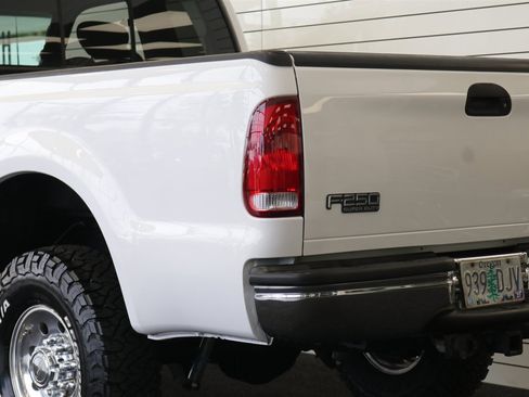 Used 2002 Ford F250 XLT AWD/4WD image 15