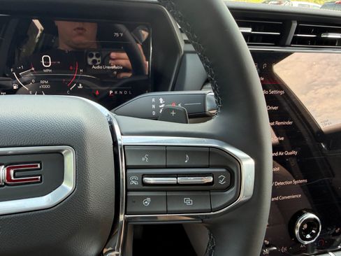 New 2027 GMC Terrain Elevation AWD/4WD image 25