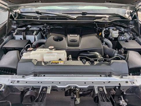 Used 2023 Toyota Tundra SR5 w/ SR5 Premium Package AWD/4WD image 22