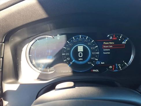 Used 2018 Cadillac Escalade Premium Luxury image 32