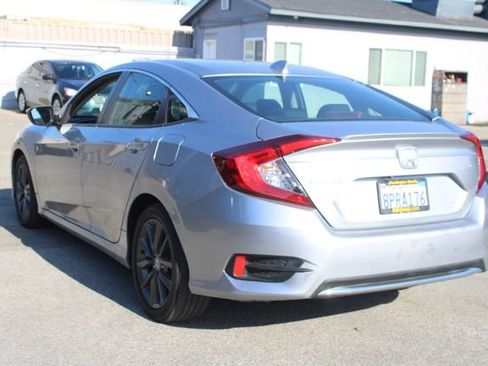 Used 2020 Honda Civic EX image 3