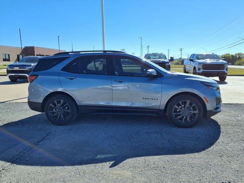 Used 2024 Chevrolet Equinox RS image 19
