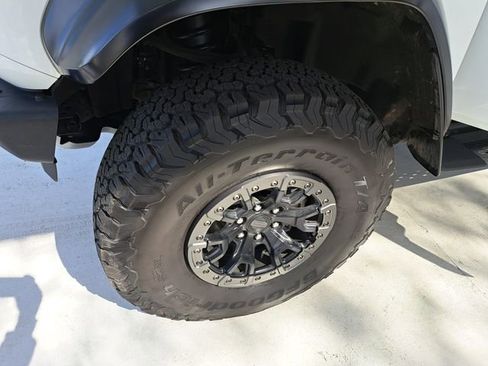 Certified 2024 Ford Bronco Raptor w/ Interior Carbon Fiber Pack 6 AWD/4WD image 27