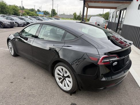 Used 2022 Tesla Model 3 RWD image 12