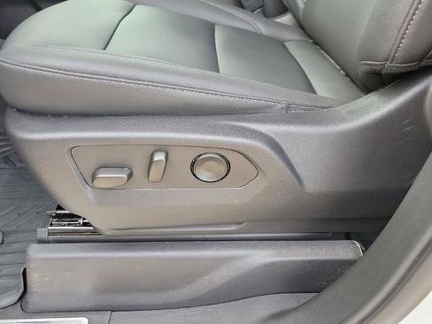 Used 2024 Chevrolet Silverado 1500 LT Trail Boss w/ Convenience Package II image 20