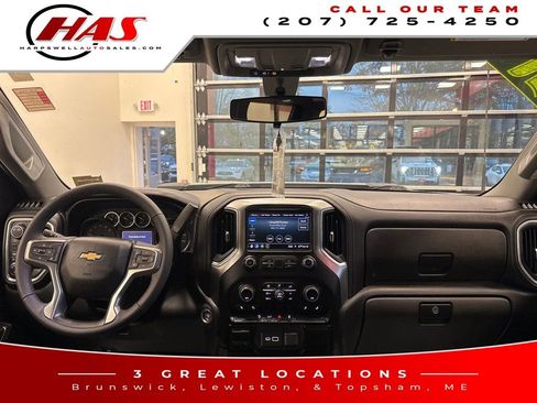 Used 2021 Chevrolet Silverado 2500 LT w/ Convenience Package image 12