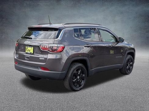 Certified 2021 Jeep Compass Latitude w/ Convenience Group AWD/4WD image 3