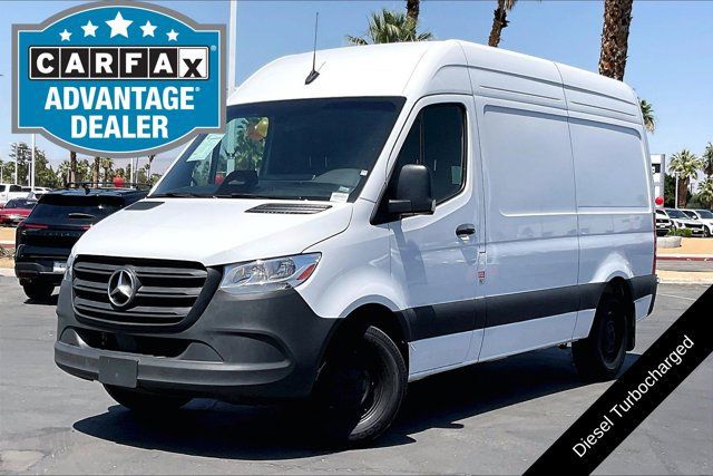 Used 2025 Mercedes-Benz Sprinter 2500 image 1