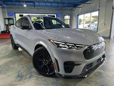 Used 2025 Ford Mustang Mach-E GT image 6