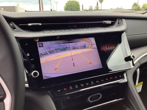 New 2026 Jeep Grand Cherokee Limited image 19