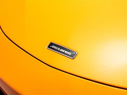 Used 2017 McLaren 570S image 10