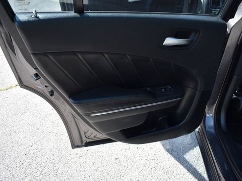 Used 2015 Dodge Charger R/T RWD image 22