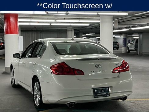 Used 2015 INFINITI Q40 w/ Moonroof Package image 5
