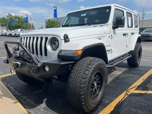 Used 2021 Jeep Wrangler Unlimited Sahara w/ LED Lighting Group AWD/4WD image 2