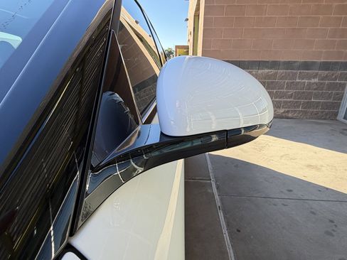 Used 2025 Genesis GV60 RWD image 12