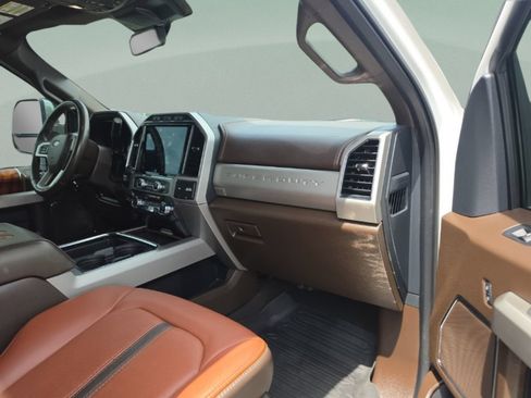 Used 2022 Ford F350 King Ranch w/ King Ranch Ultimate Package AWD/4WD image 27