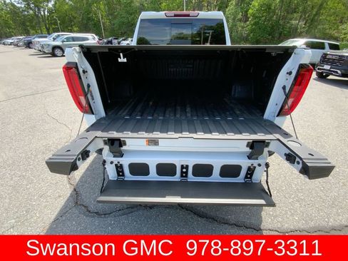 Used 2024 GMC Sierra 1500 SLT w/ SLT Premium Plus Package AWD/4WD image 28