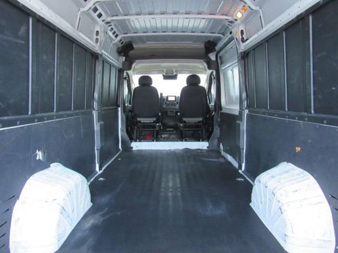 Used 2023 RAM ProMaster 2500 image 7