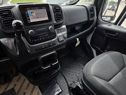 New 2026 RAM ProMaster 2500 w/ Convenience Group FWD image 20