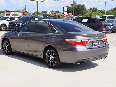 Used 2016 Toyota Camry XSE w/ Advanced Technology Package FWD image 7