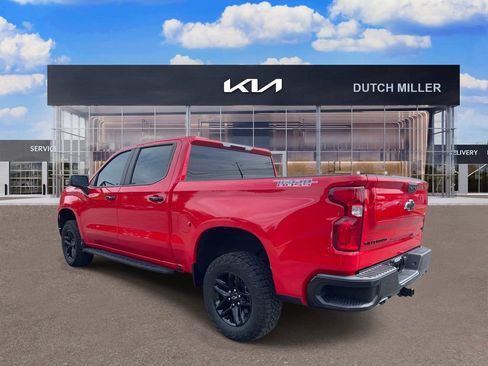 Used 2023 Chevrolet Silverado 1500 LT Trail Boss w/ Protection Package AWD/4WD image 4