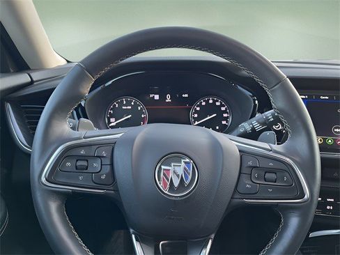 Certified 2022 Buick Envision Essence w/ Technology Package I image 16