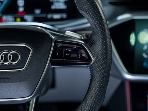 Used 2021 Audi S6 Prestige w/ Prestige Package image 48