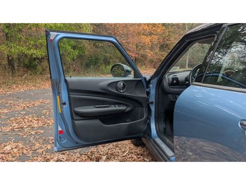 Used 2017 MINI Cooper Clubman ALL4 image 9