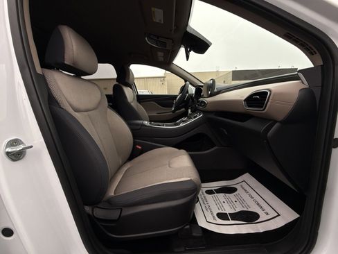 Certified 2023 Hyundai Santa Fe SE image 25