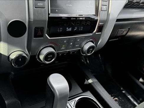 Used 2017 Toyota Tundra Platinum AWD/4WD image 16