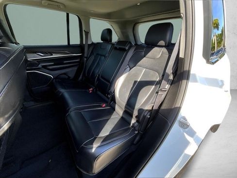 Used 2022 Jeep Grand Cherokee Limited RWD image 25