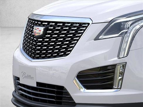 New 2026 Cadillac XT5 Luxury image 13