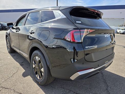 New 2026 Kia Sportage LX FWD image 4