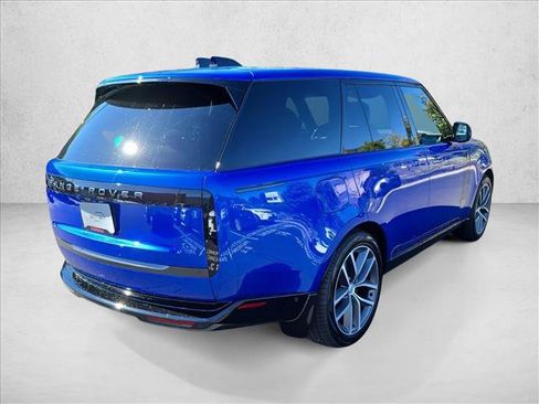 New 2025 Land Rover Range Rover SE image 5