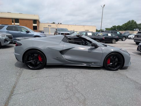 Used 2025 Chevrolet Corvette E-Ray AWD/4WD image 6