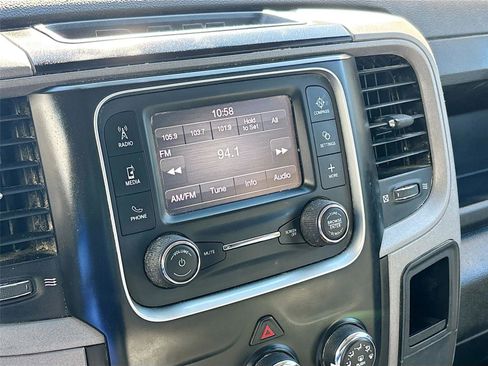 Used 2022 RAM 1500 Tradesman w/ Chrome Appearance Group image 15