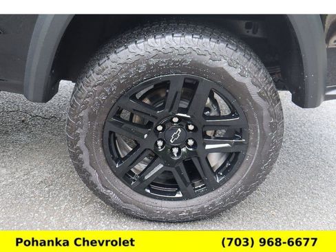 Used 2025 Chevrolet Colorado Trail Boss AWD/4WD image 30