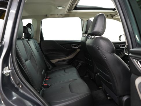 Used 2023 Subaru Forester Limited AWD/4WD image 12